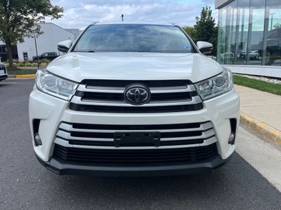 2018 Toyota Highlander XLE AWD | Nav | Sunroof | BLIS | Power Liftgate