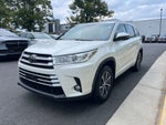 2018 Toyota Highlander XLE AWD | Nav | Sunroof | BLIS | Power Liftgate