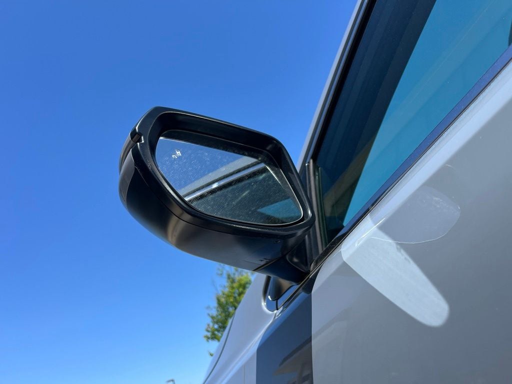 2022 Honda CR-V EX-L 4WD | Moonroof | BLIS | Heated Seats
