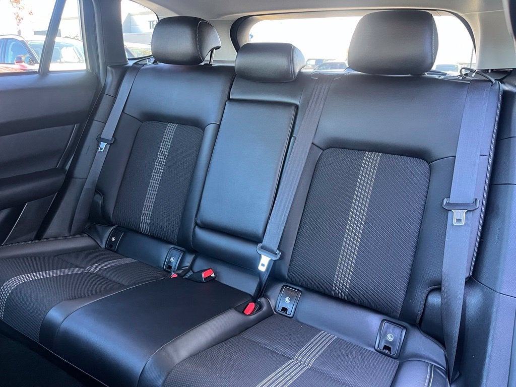 2025 Mazda Mazda CX-50 2.5 S Preferred Package AWD | BLIS | CarPlay/Andriod Auto