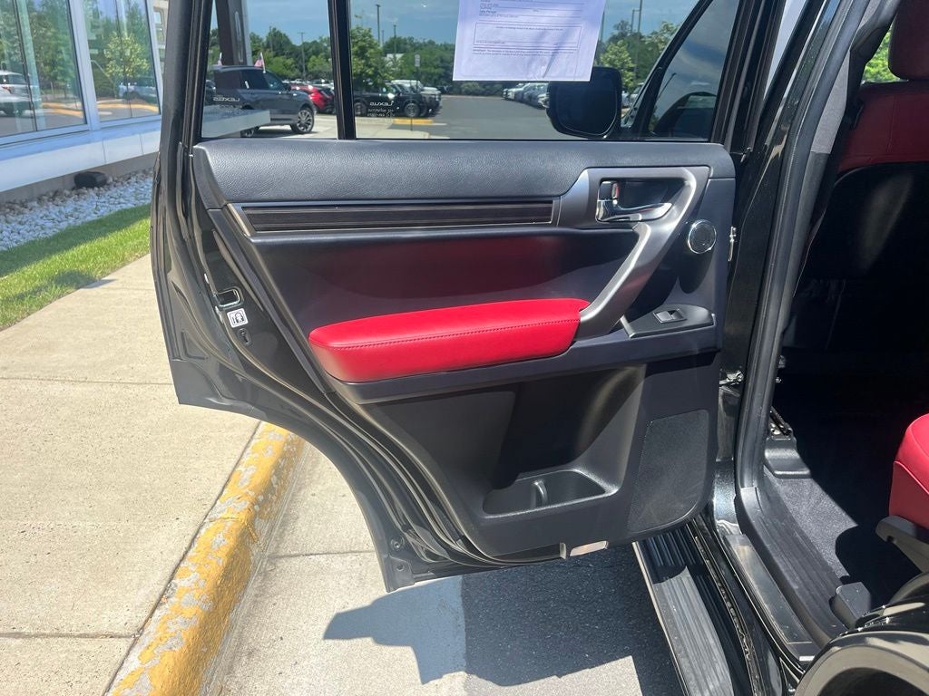 2023 Lexus GX 460 | Premium Plus Sport Design | Captain's Chairs | P