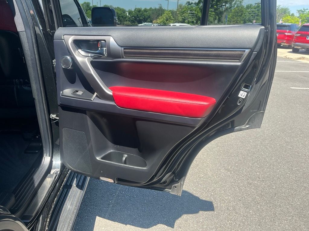 2023 Lexus GX 460 | Premium Plus Sport Design | Captain's Chairs | P