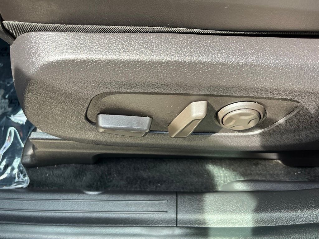 2025 Kia Carnival Hybrid SX | SX Dark Edition Pack | Dual Power Sunroof | BLIS