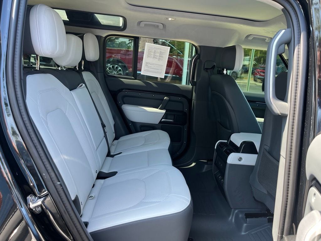 2025 Land Rover Defender 110 X SUV AWD I6