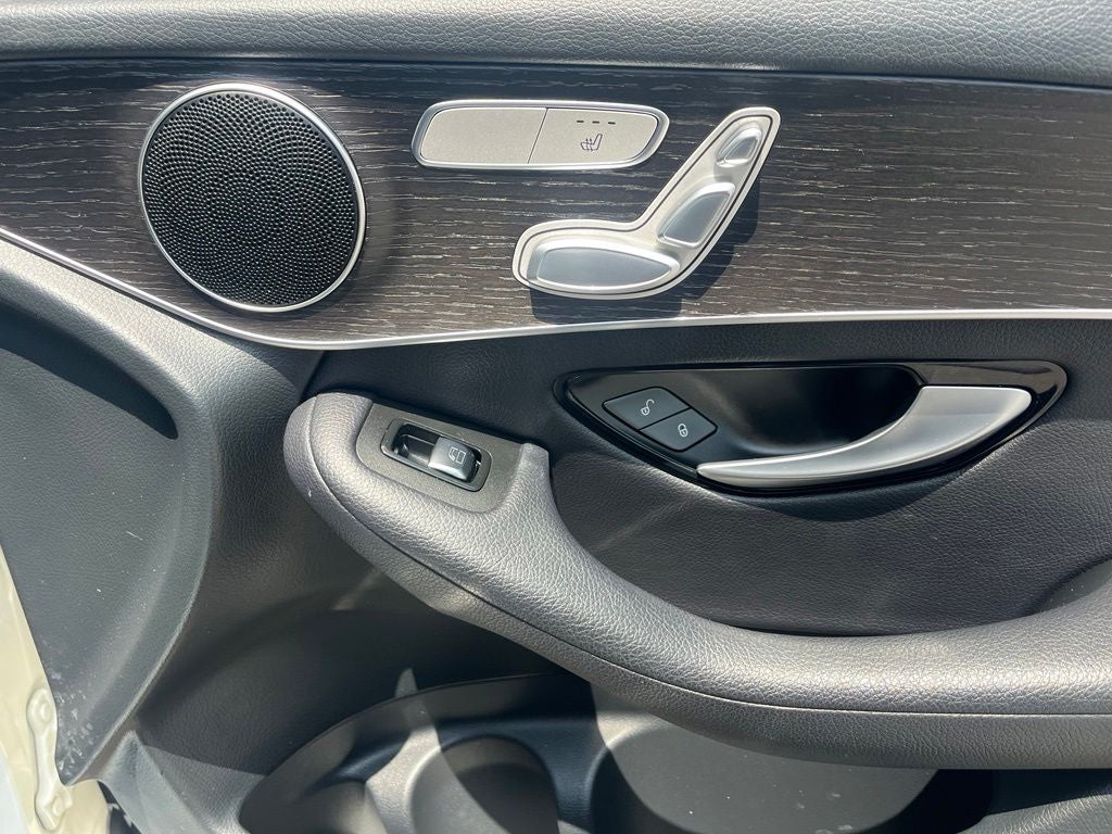 2021 Mercedes-Benz GLC GLC 300 4MATIC® | Pano Moonroof | Heated Front Seats