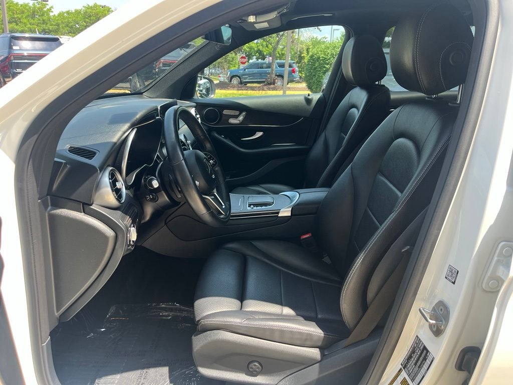 2021 Mercedes-Benz GLC GLC 300 4MATIC® | Pano Moonroof | Heated Front Seats