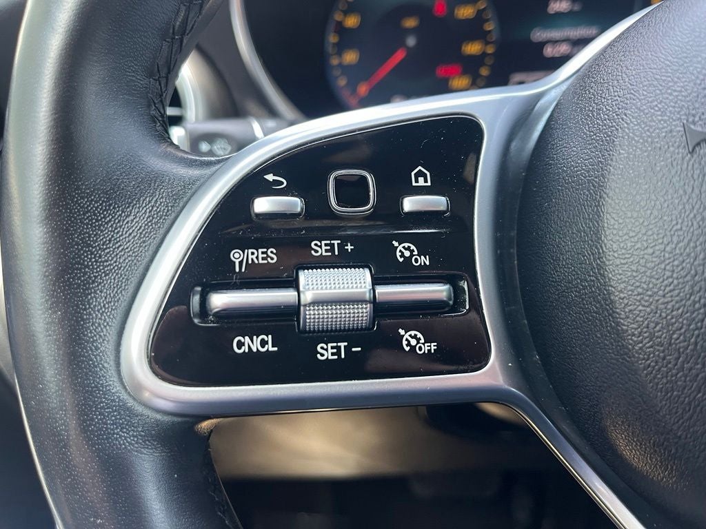 2021 Mercedes-Benz GLC GLC 300 4MATIC® | Pano Moonroof | Heated Front Seats