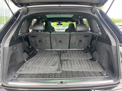 2023 Audi SQ7 Prestige quattro | Pano Roof| Prestige Pkg | Black Optic