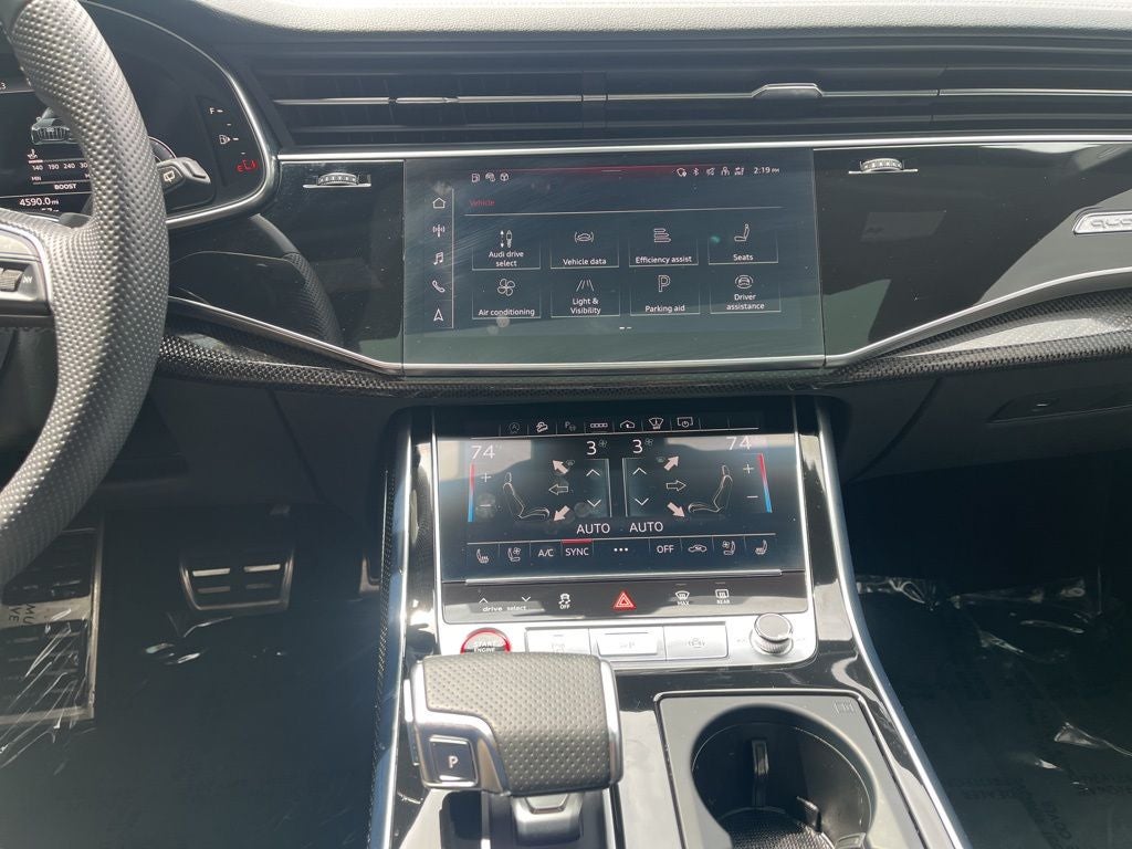 2023 Audi SQ7 Prestige quattro | Pano Roof| Prestige Pkg | Black Optic