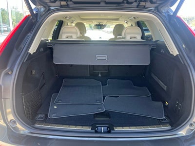 2018 Volvo XC60 T6 Inscription AWD | Pano Roof | 360 Cam | BLIS | Advanced Pkg