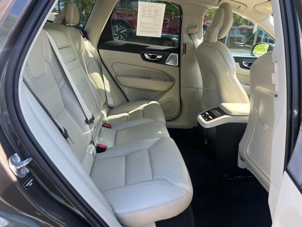 2018 Volvo XC60 T6 Inscription AWD | Pano Roof | 360 Cam | BLIS | Advanced Pkg