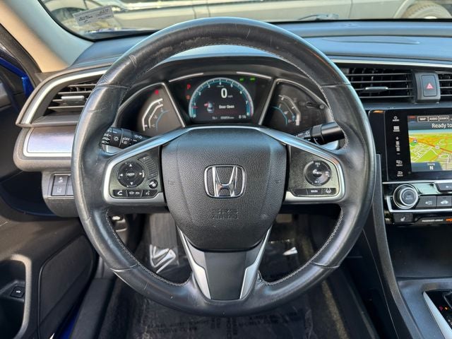 2017 Honda Civic Touring | Navigation | Moonroof | Apple CarPlay