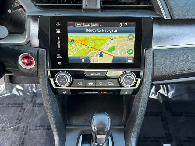 2017 Honda Civic Touring | Navigation | Moonroof | Apple CarPlay