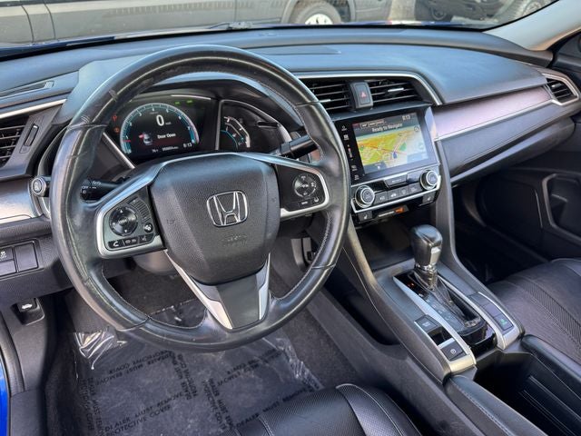 2017 Honda Civic Touring | Navigation | Moonroof | Apple CarPlay