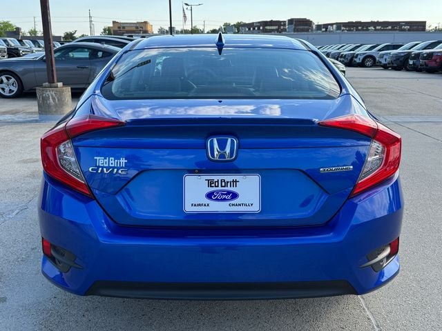 2017 Honda Civic Touring | Navigation | Moonroof | Apple CarPlay