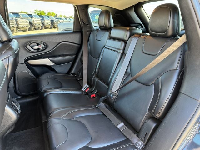2018 Jeep Cherokee Limited | Panoramic Sunroof | Apple CarPlay | 4WD