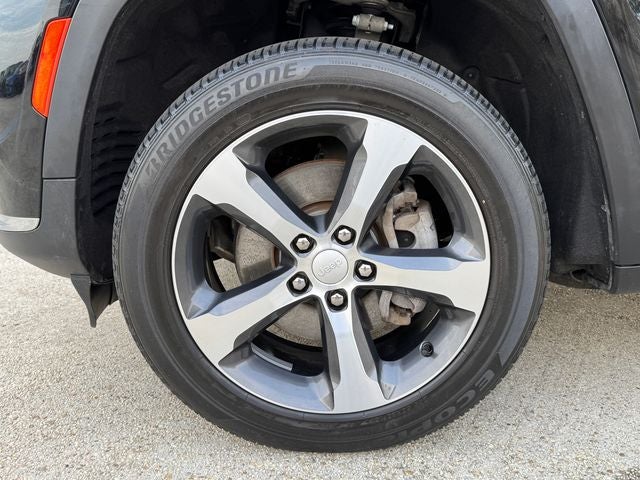 2023 Jeep Grand Cherokee L Limited | Pano Sunroof | Heated Seats | Wireless CarPlay