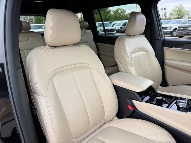 2023 Jeep Grand Cherokee L Limited | Pano Sunroof | Heated Seats | Wireless CarPlay