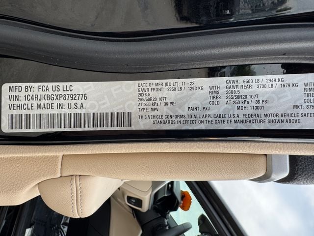 2023 Jeep Grand Cherokee L Limited | Pano Sunroof | Heated Seats | Wireless CarPlay