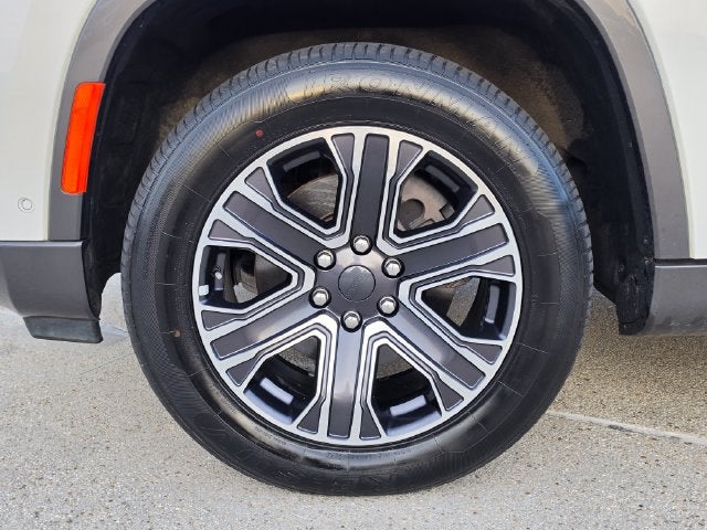 2022 Jeep Wagoneer Series III | Heads Up Display | Power Liftgate