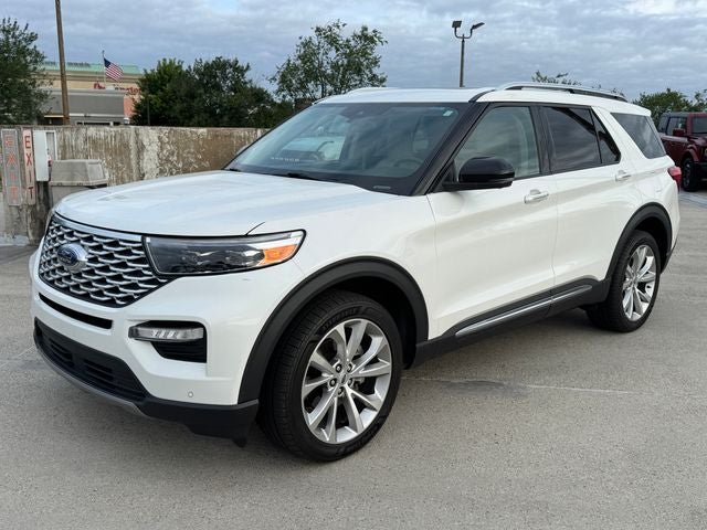 2022 Ford Explorer Platinum | Pano Sunroof | Tow Pkg | 3.0 V6 EcoBoost