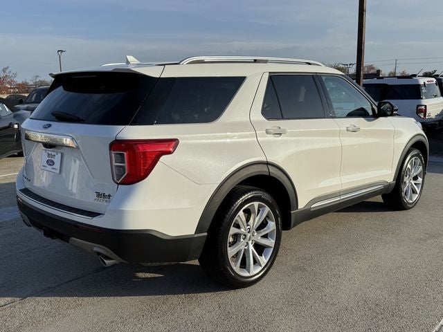2022 Ford Explorer Platinum | Moonroof | Tech Pkg | Tow Pkg