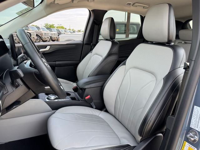 2025 Ford Escape Plug-In Hybrid Base