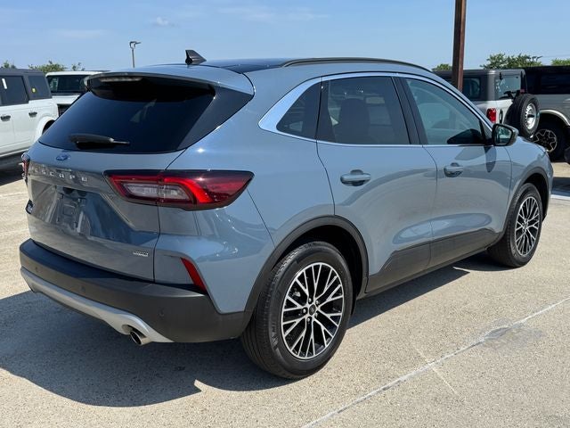 2025 Ford Escape Plug-In Hybrid Base | Pano Sunroof | Remote Start | Heated Seats