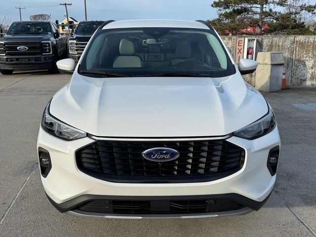 Used 2025 Ford Escape Plug-in hybrid PHEV with VIN 1FMCU0E15SUA41041 for sale in Fairfax, VA