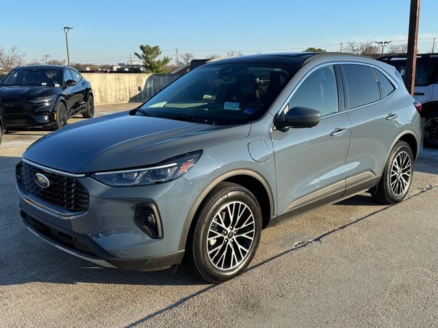 2025 Ford Escape Plug-In Hybrid Base | Premium Pkg | Pano Sunroof | 360 Camera