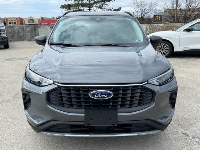 2025 Ford Escape Active | Cold Weather Pkg. | Pano Roof | AWD
