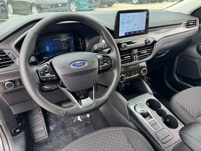 2025 Ford Escape Active | Cold Weather Pkg. | Pano Roof | AWD