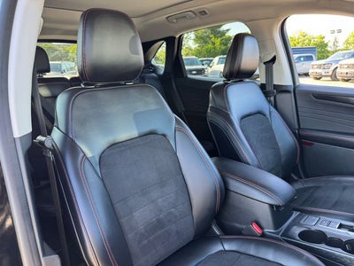 2022 Ford Escape SEL | Pano Sunroof | Stealth AWD Pkg | Tow Pkg