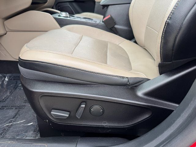 2020 Ford Escape Titanium Class II Tow Pkg. | Pano Roof | CarPlay | AWD