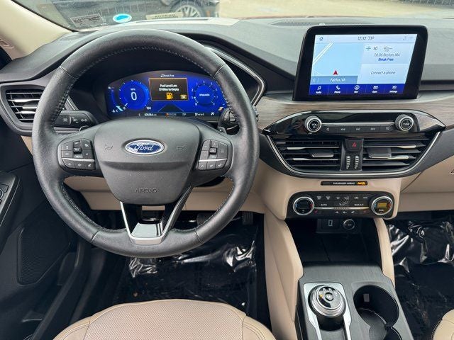 2020 Ford Escape Titanium Class II Tow Pkg. | Pano Roof | CarPlay | AWD