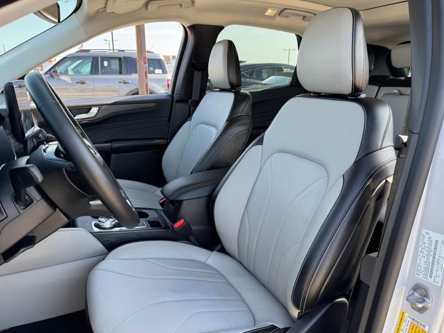 2025 Ford Escape Hybrid Platinum