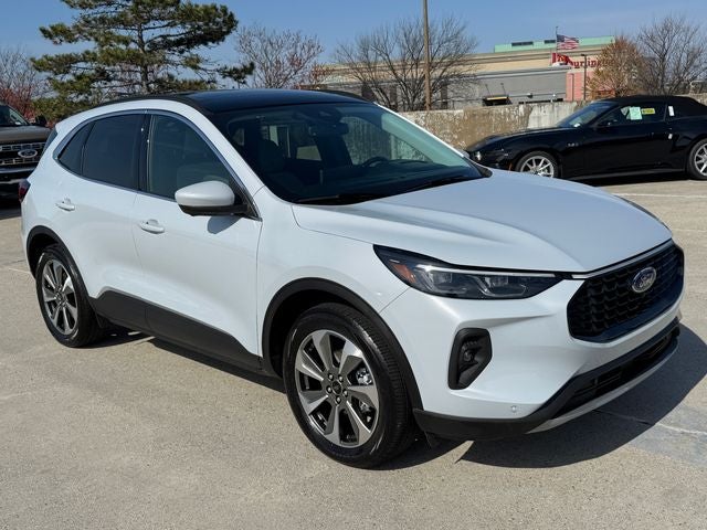 2025 Ford Escape Hybrid Platinum