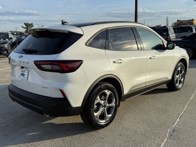 2026 Ford Escape ST-Line | Pano Sunroof | Tech Pkg | Remote Start
