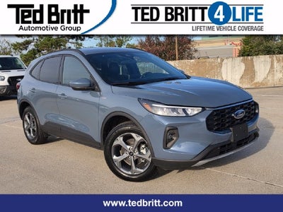 2025 Ford Escape Hybrid ST-Line Select | One Owner
