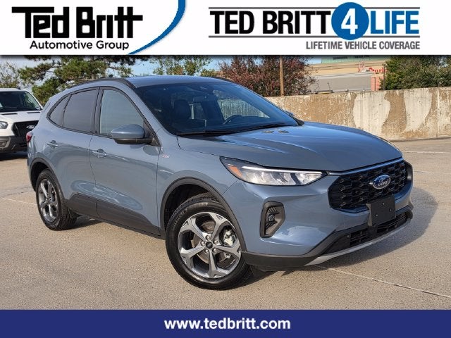 2025 Ford Escape Hybrid ST-Line Select | One Owner