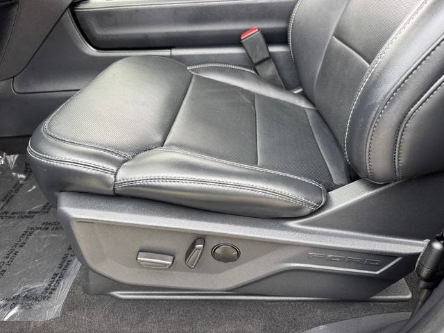 2025 Ford Expedition Max Platinum | 2nd Row Bench