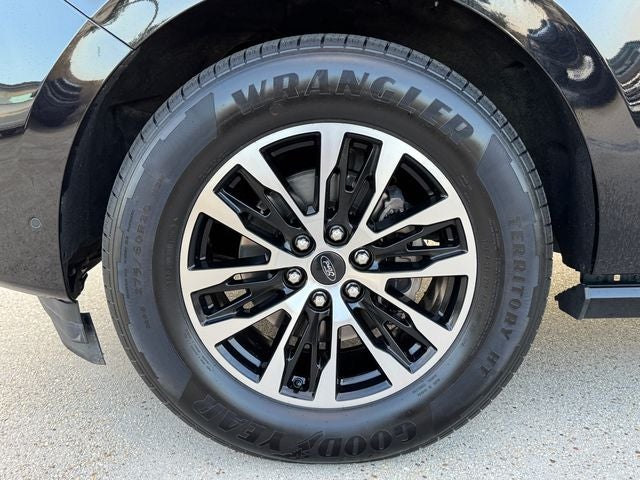 2025 Ford Expedition Max Platinum | Pano Roof | CPO | 4WD