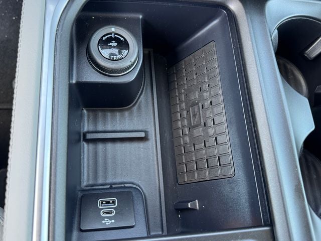 2025 Ford Expedition Max Platinum | HD Tow Pkg. | Pano Roof | 4WD