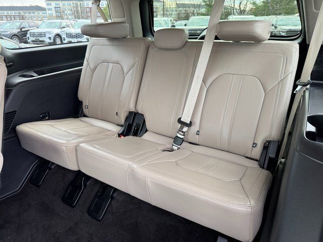 2022 Ford Expedition Max Limited | Pano Roof | 15.5" Display | 4WD