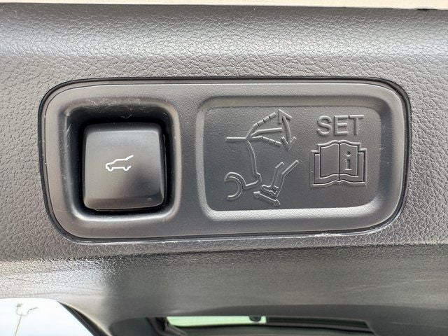 2022 Ford Expedition Max Limited | Pano Roof | 15.5" Display | 4WD