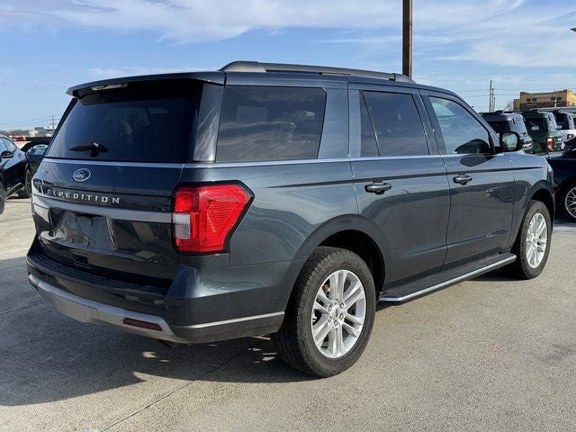 2022 Ford Expedition XLT | HD Tow Pkg. | Pano Roof | Wirelss CarPlay | 4WD