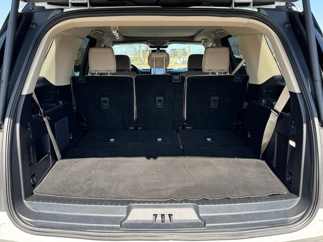 2022 Ford Expedition Limited | Moonroof | 2nd Row Bench | 15.5" Screen