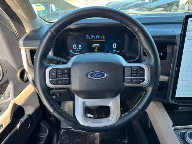 2022 Ford Expedition Limited | Moonroof | 2nd Row Bench | 15.5" Screen