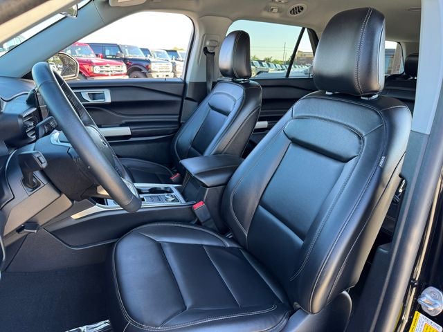 2023 Ford Explorer XLT | Remote Start | 4WD | CarPlay