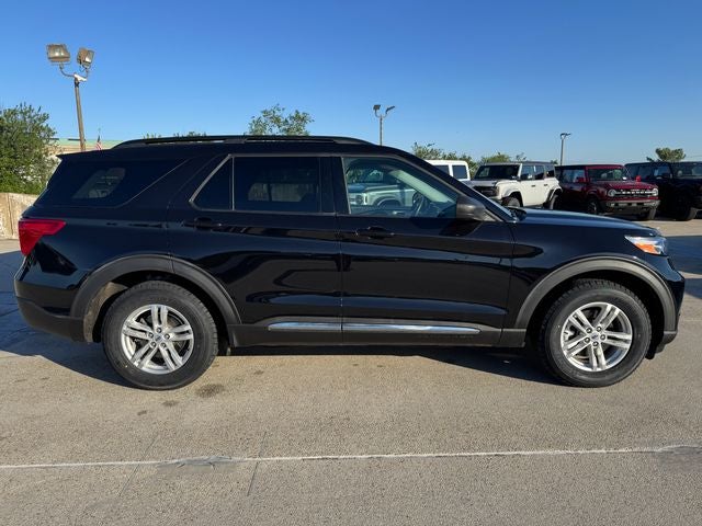 2023 Ford Explorer XLT | Remote Start | 4WD | CarPlay